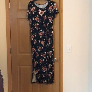 Maurice’s 24/7 maxi dress. New with tags size medium